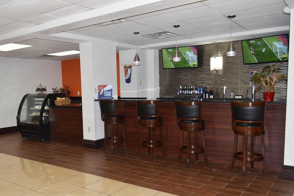 Comfort Inn St Petersburg North Екстериор снимка