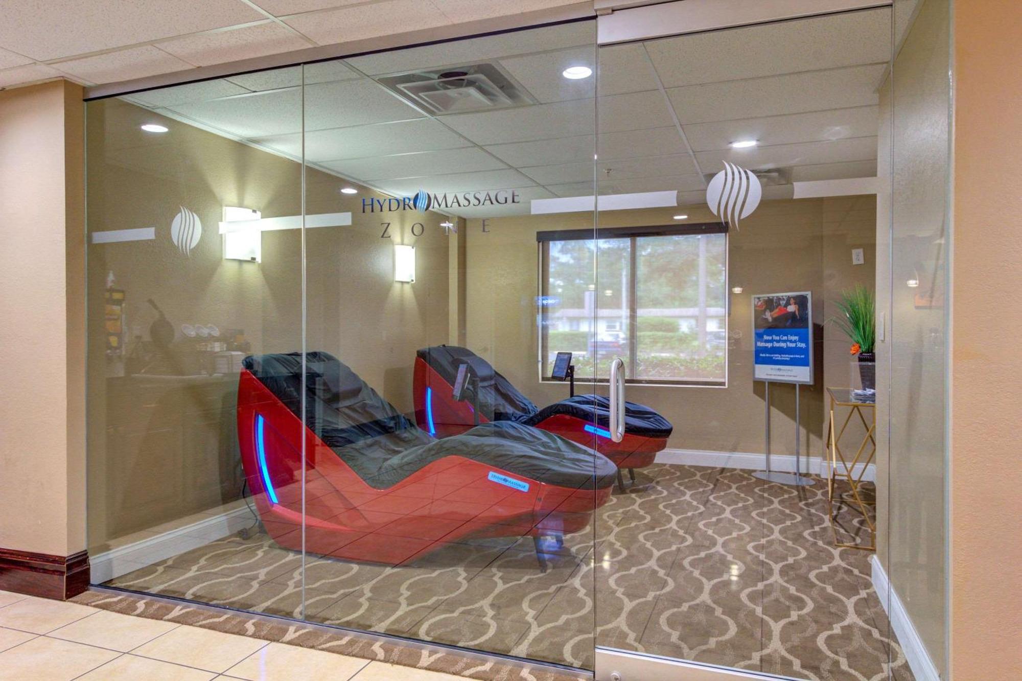 Comfort Inn St Petersburg North Екстериор снимка