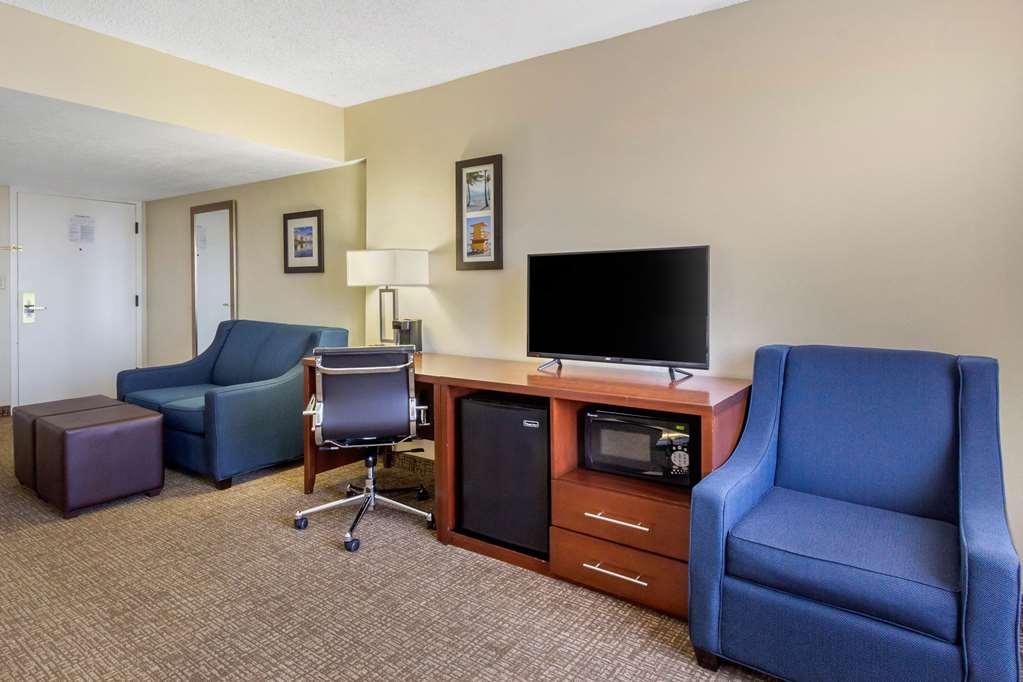 Comfort Inn St Petersburg North Стая снимка