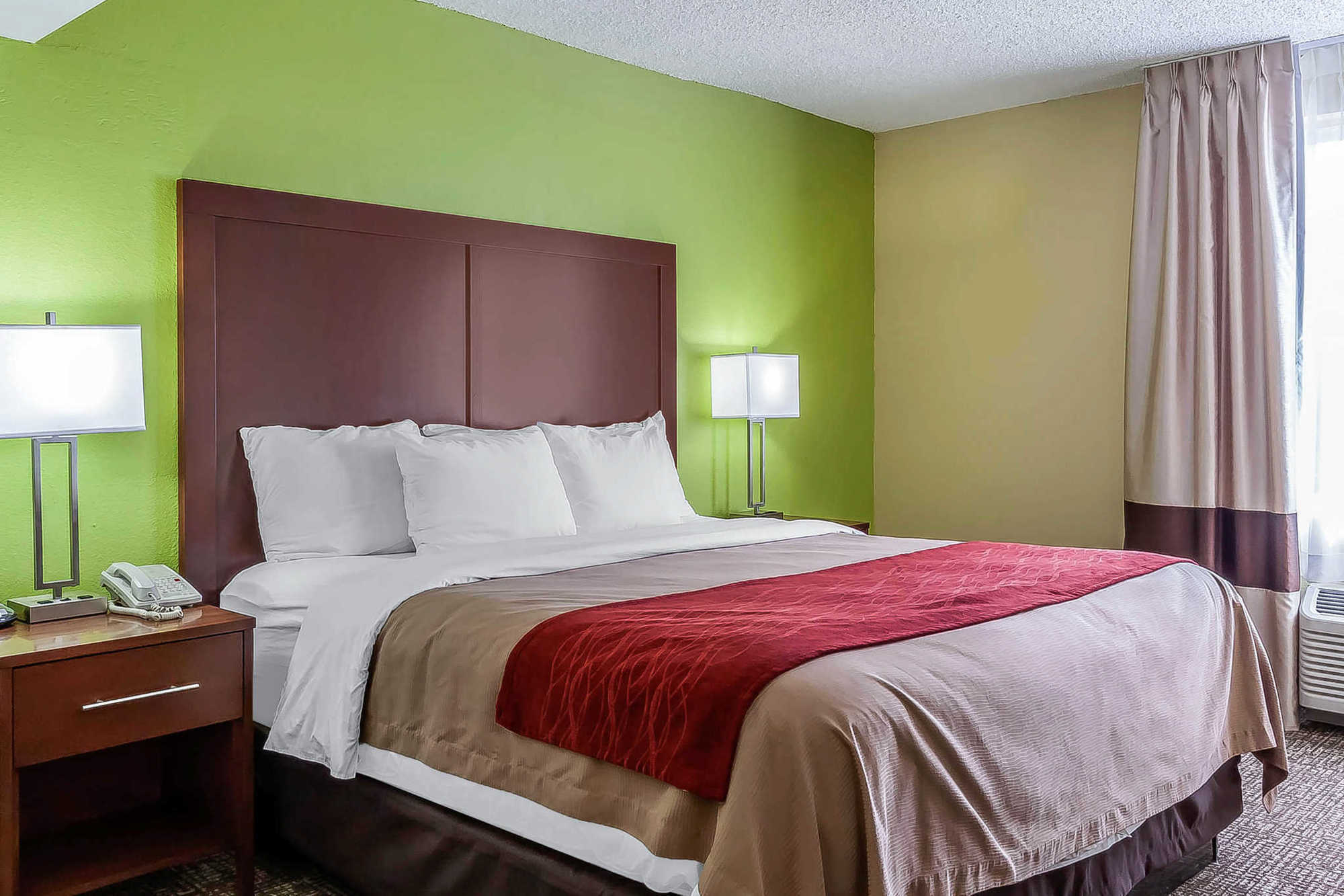 Comfort Inn St Petersburg North Стая снимка